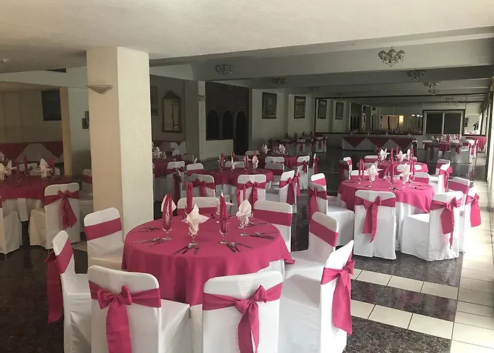 Hotel Savoy Inn