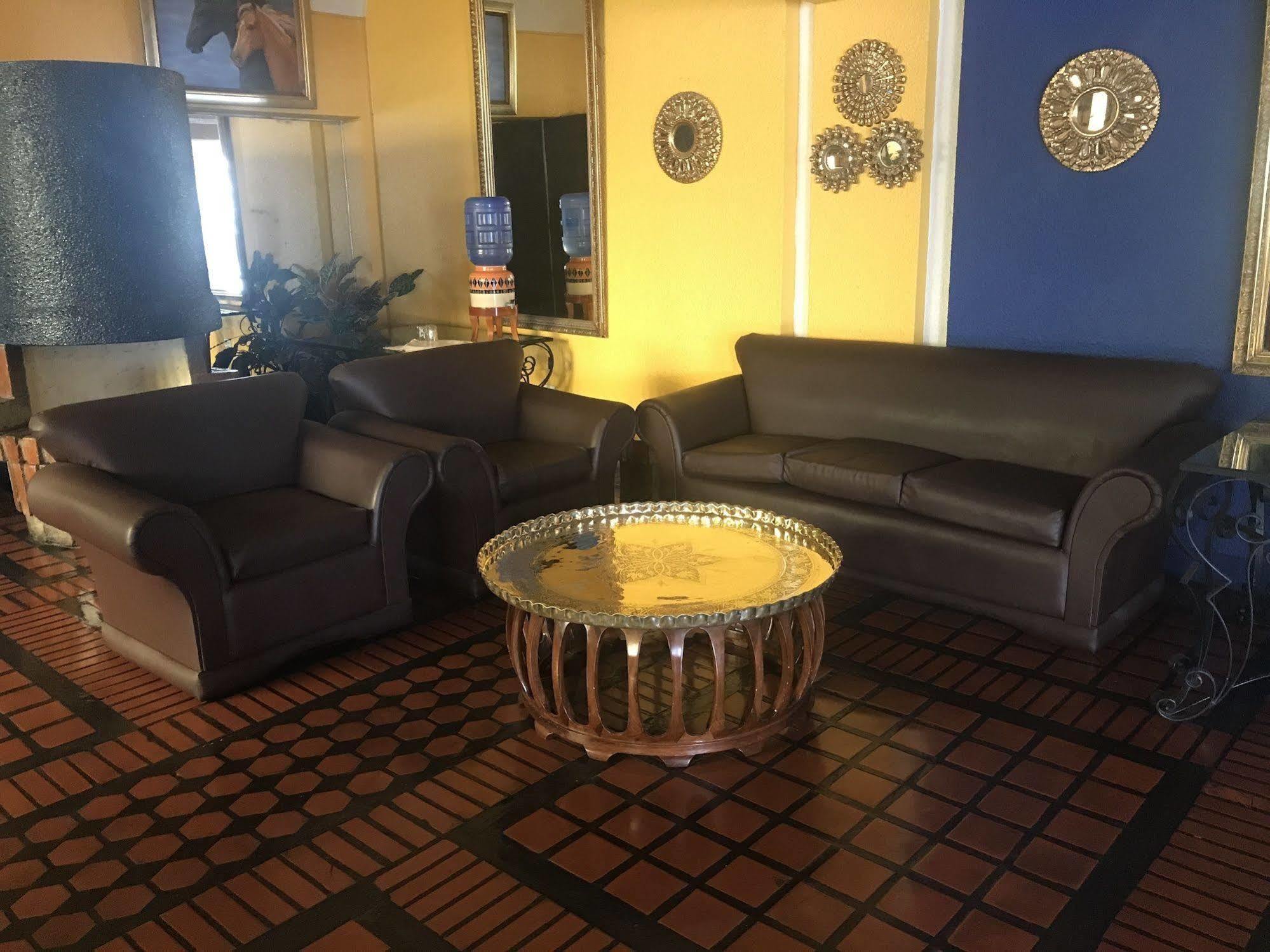 Hotel Savoy 3*