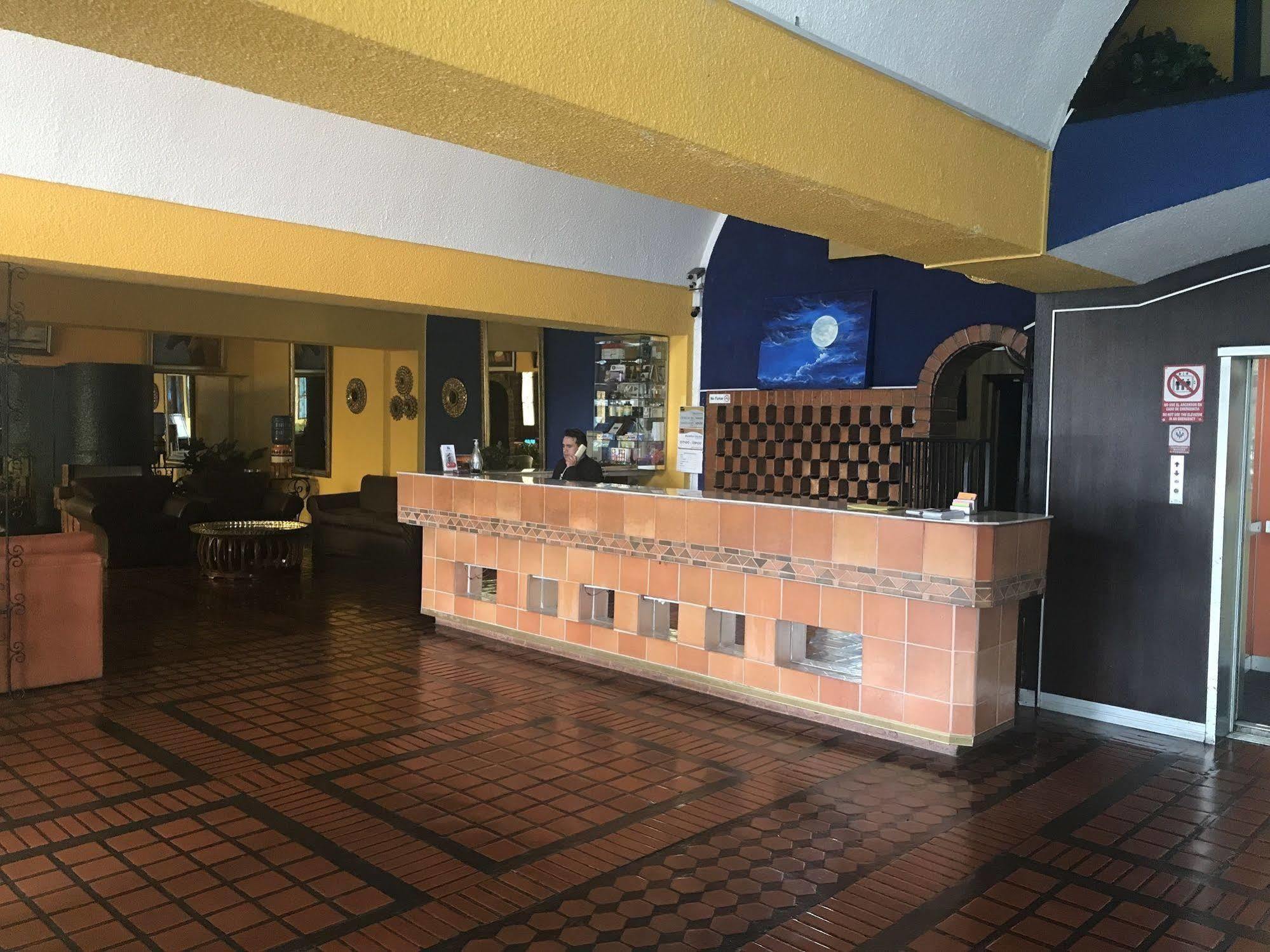 Hotel Savoy 3*
