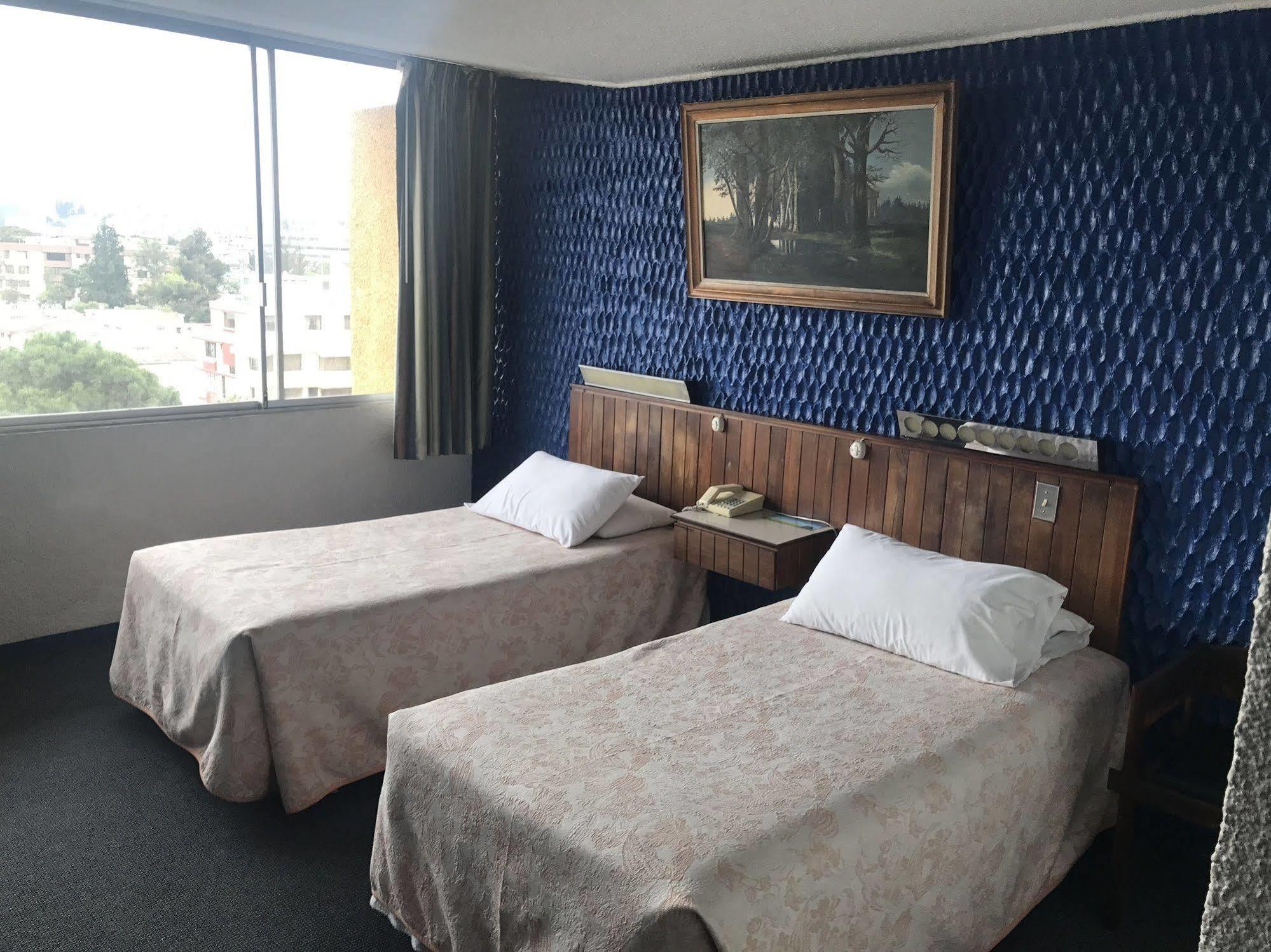 Hotel Savoy