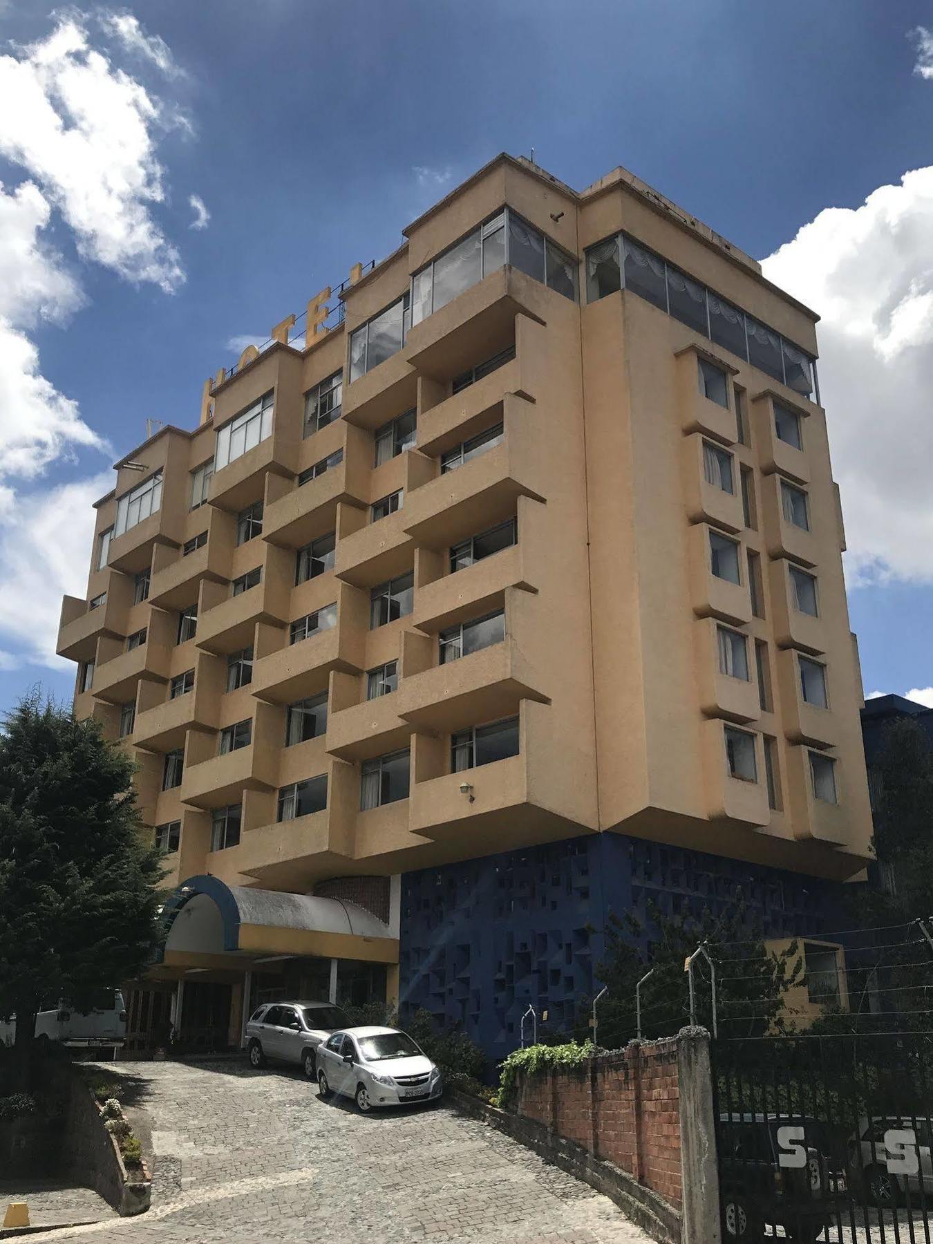 Savoy 3* Quito